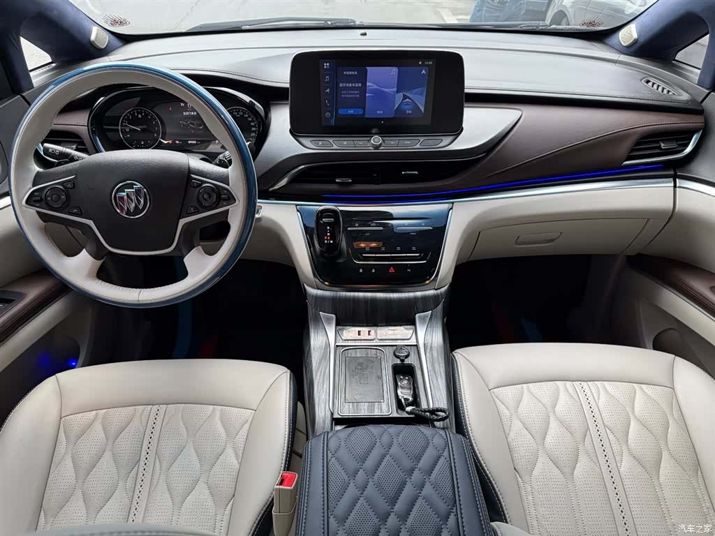 Buick GL8, 2021 все фото