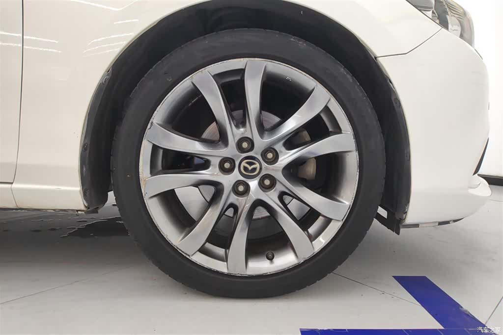Mazda Atenza, 2016 6