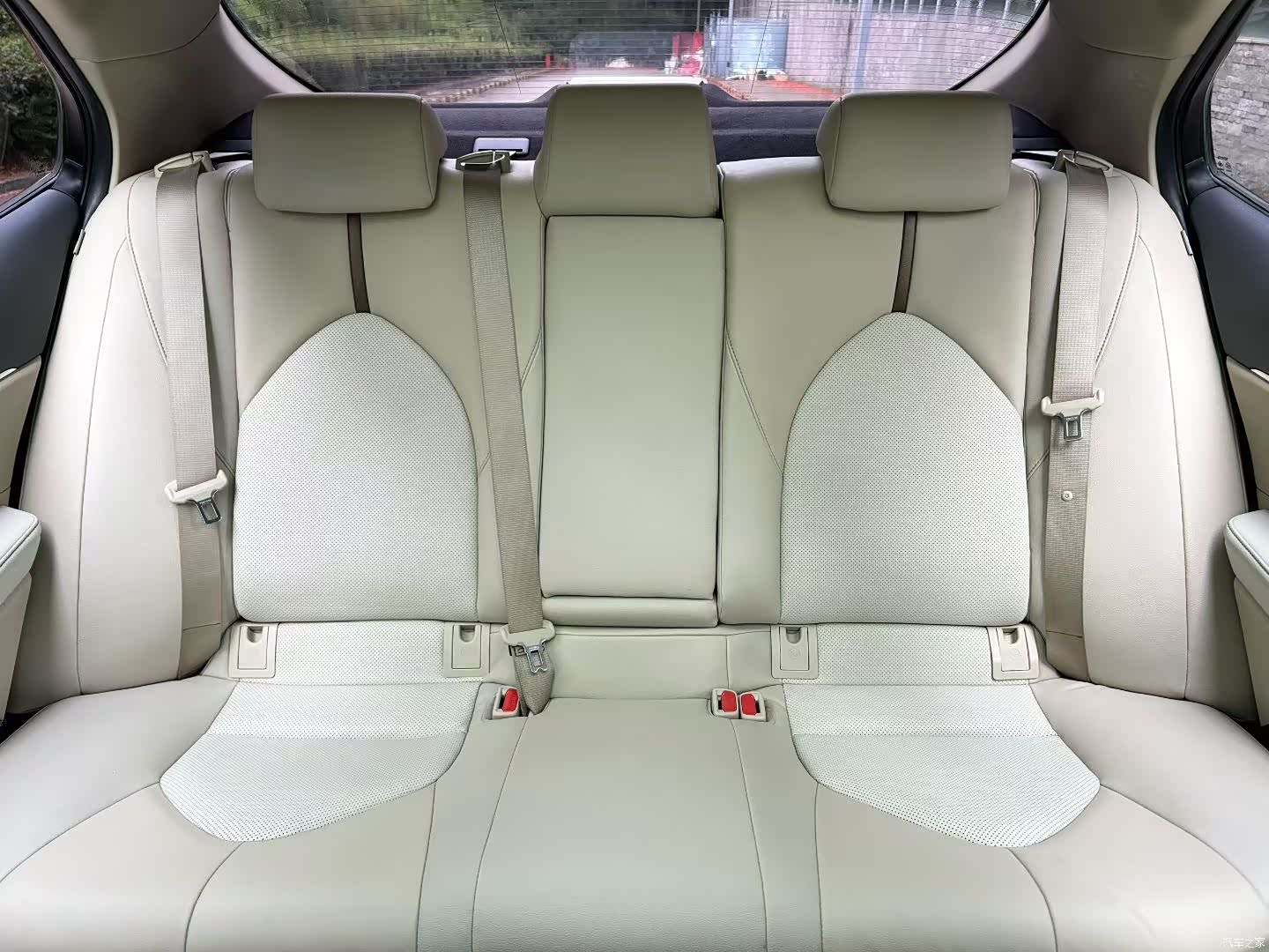 Toyota Camry, 2019 6