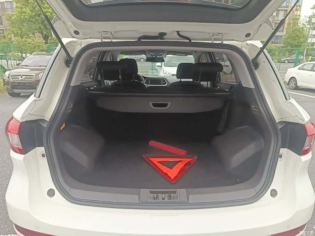 GAC GS4, 2015 19