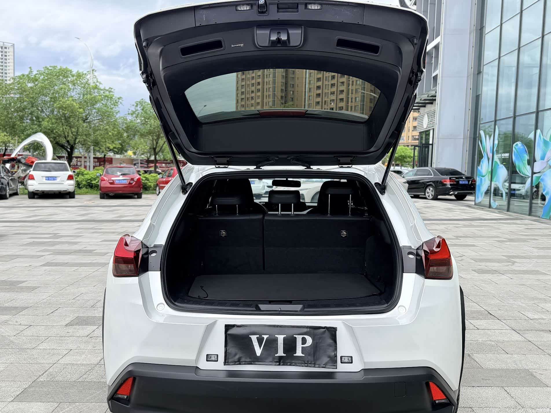 Lexus UX, 2022 19
