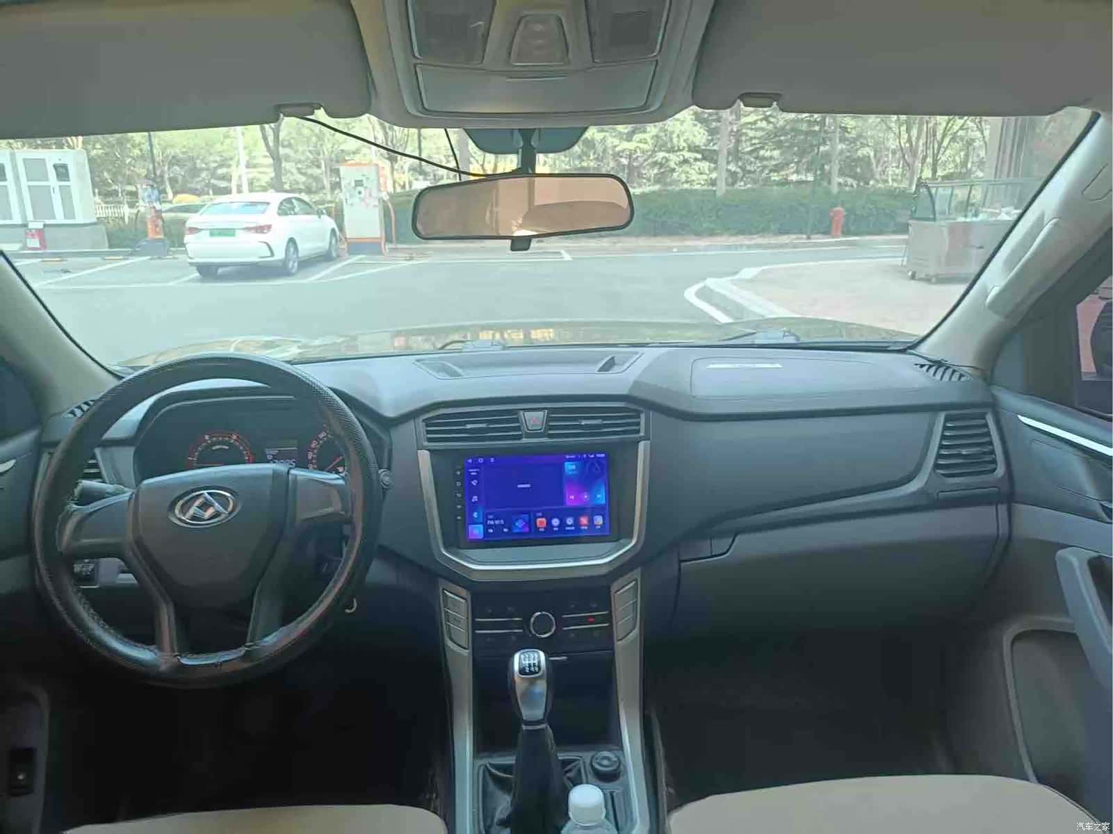 Maxus T60, 2017 9