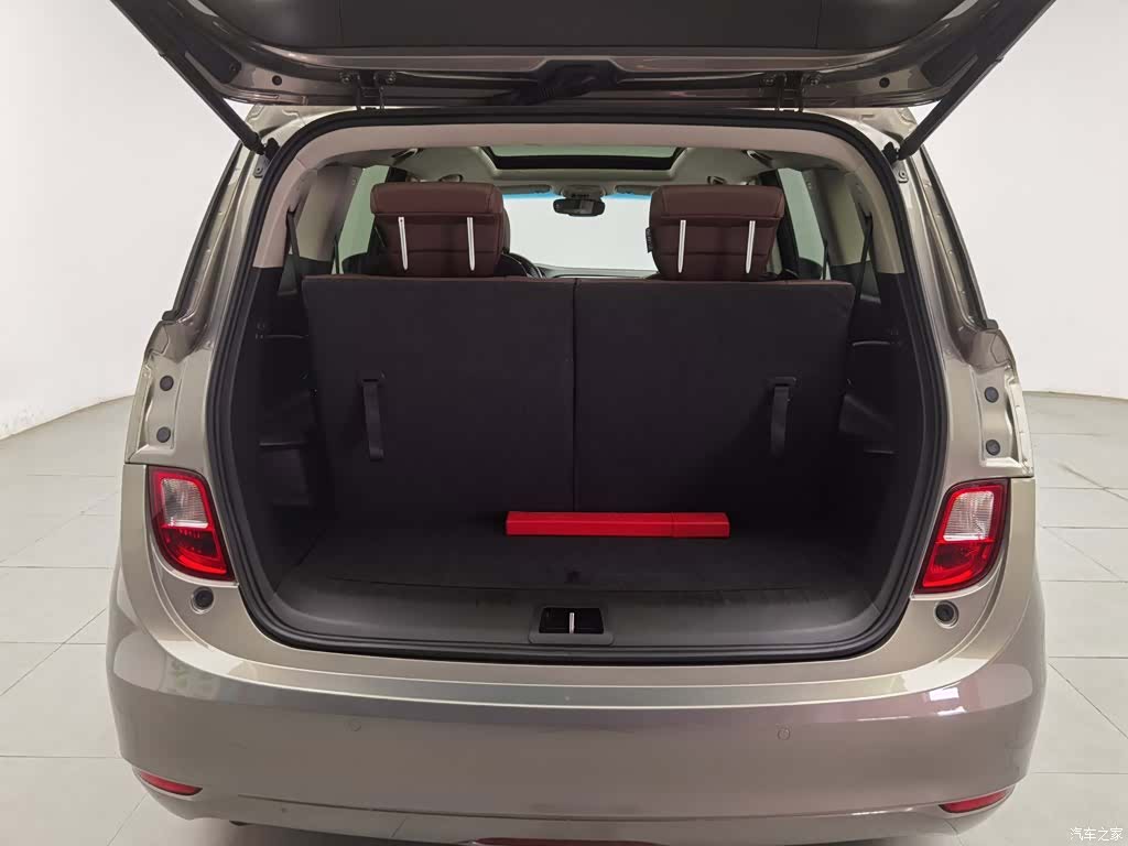 Buick GL6, 2018 16
