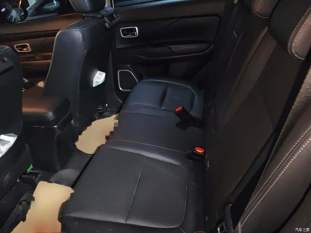 Mitsubishi Outlander, 2017 15
