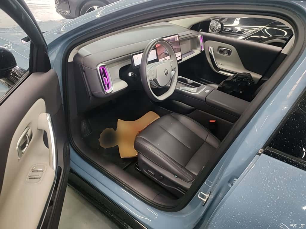 Leapmotor B01, 2025 15
