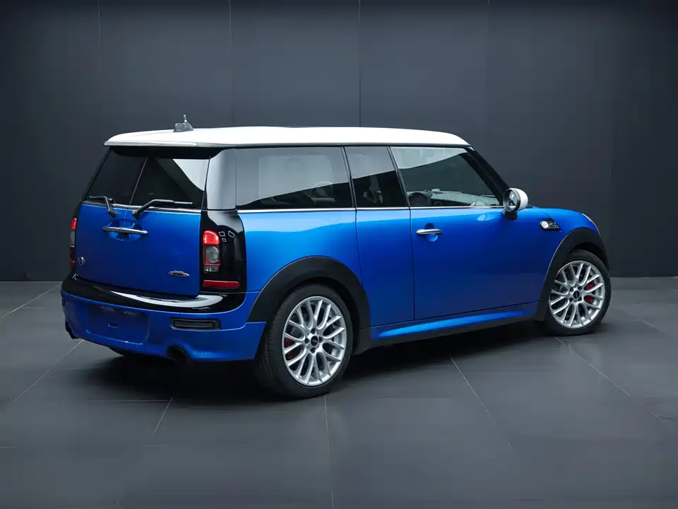 MINI JCW CLUBMAN