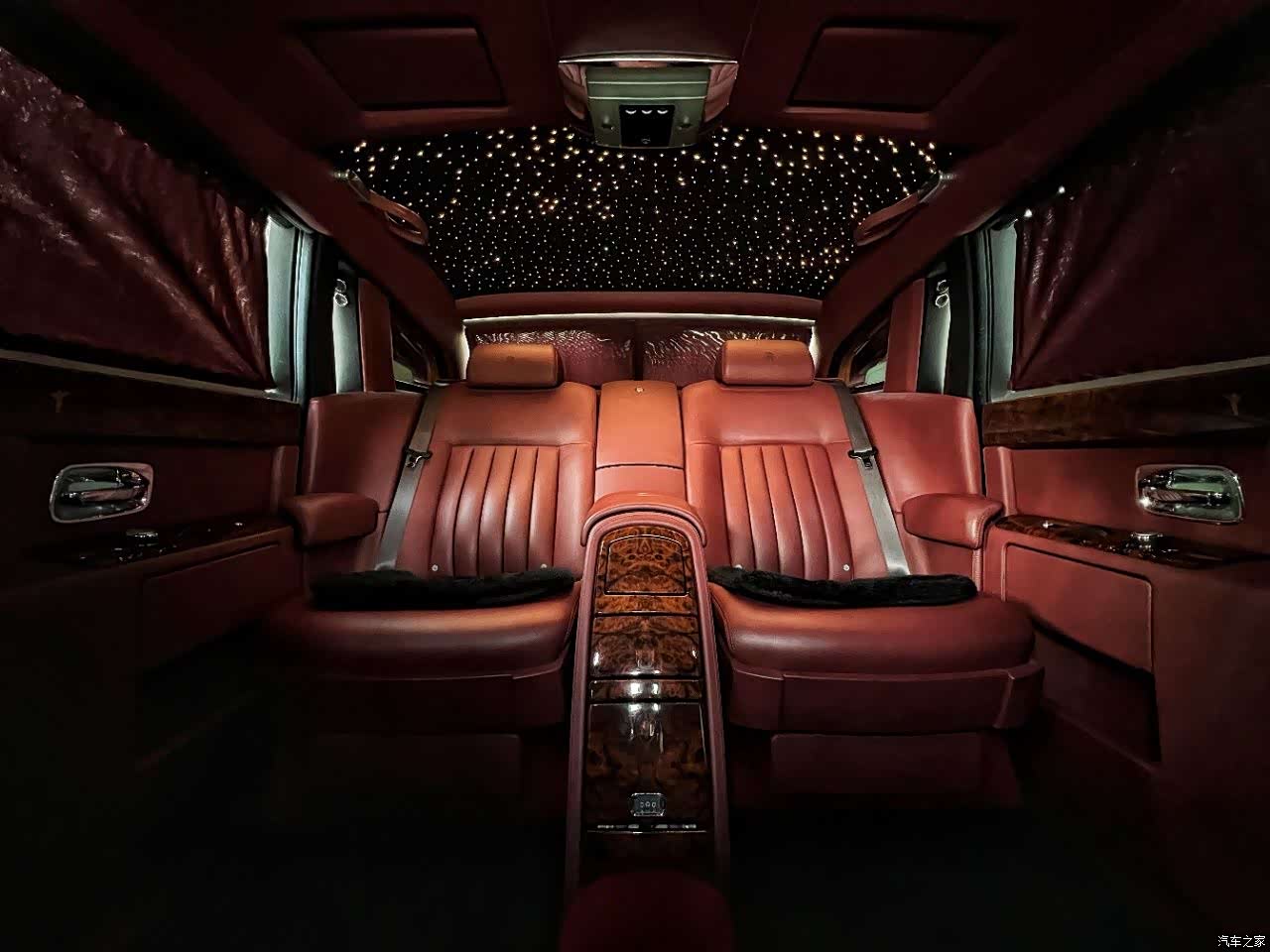 Rolls-Royce Phantom, 2011 8