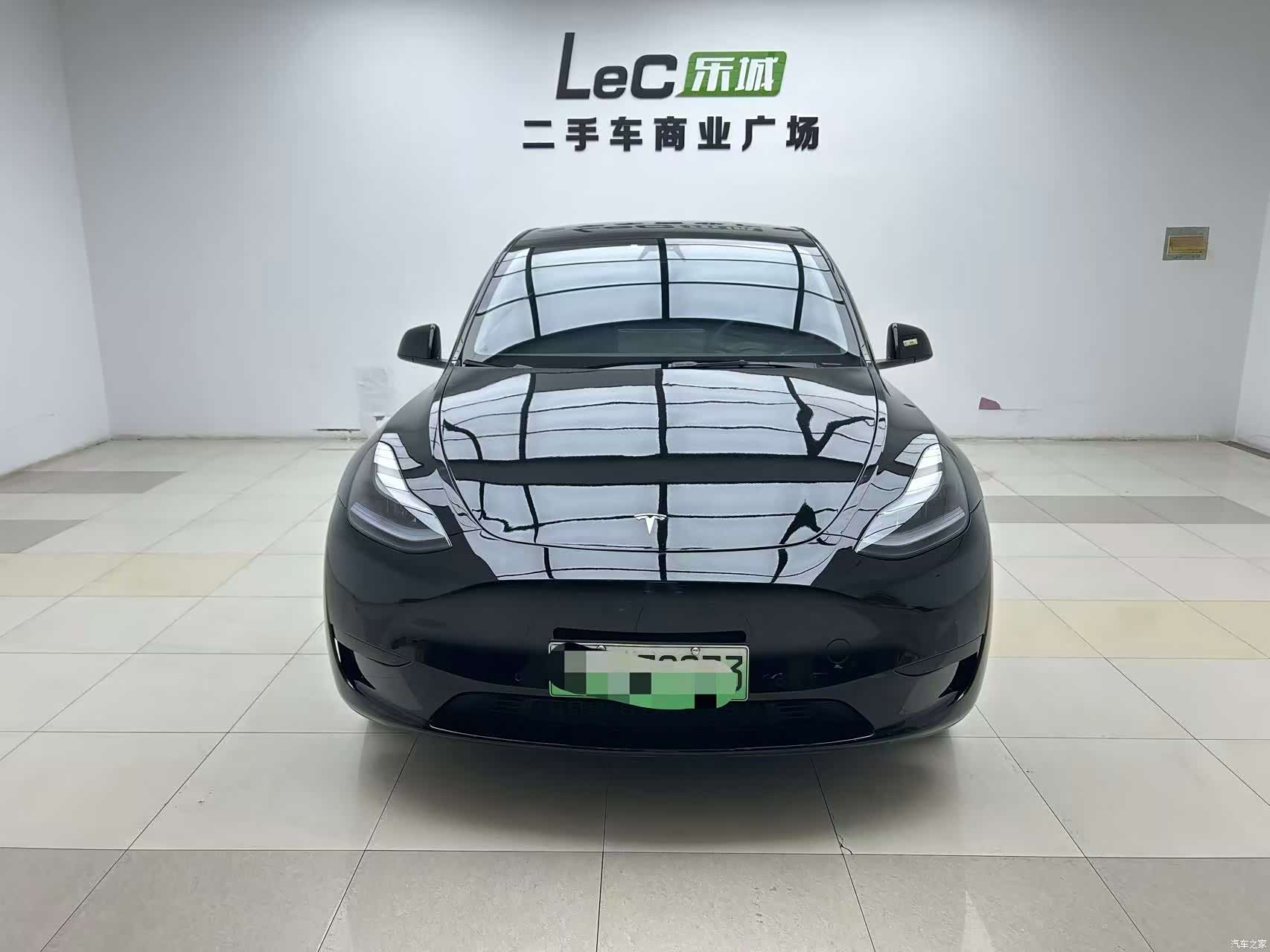 Tesla Model Y, 2023 2