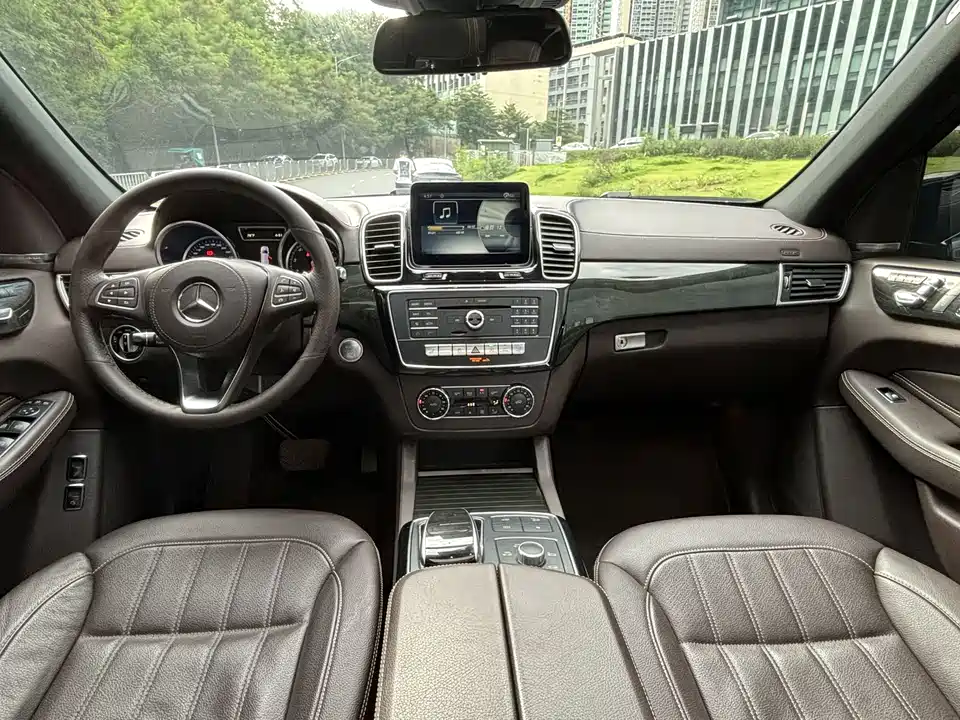 Mercedes-Benz GLS