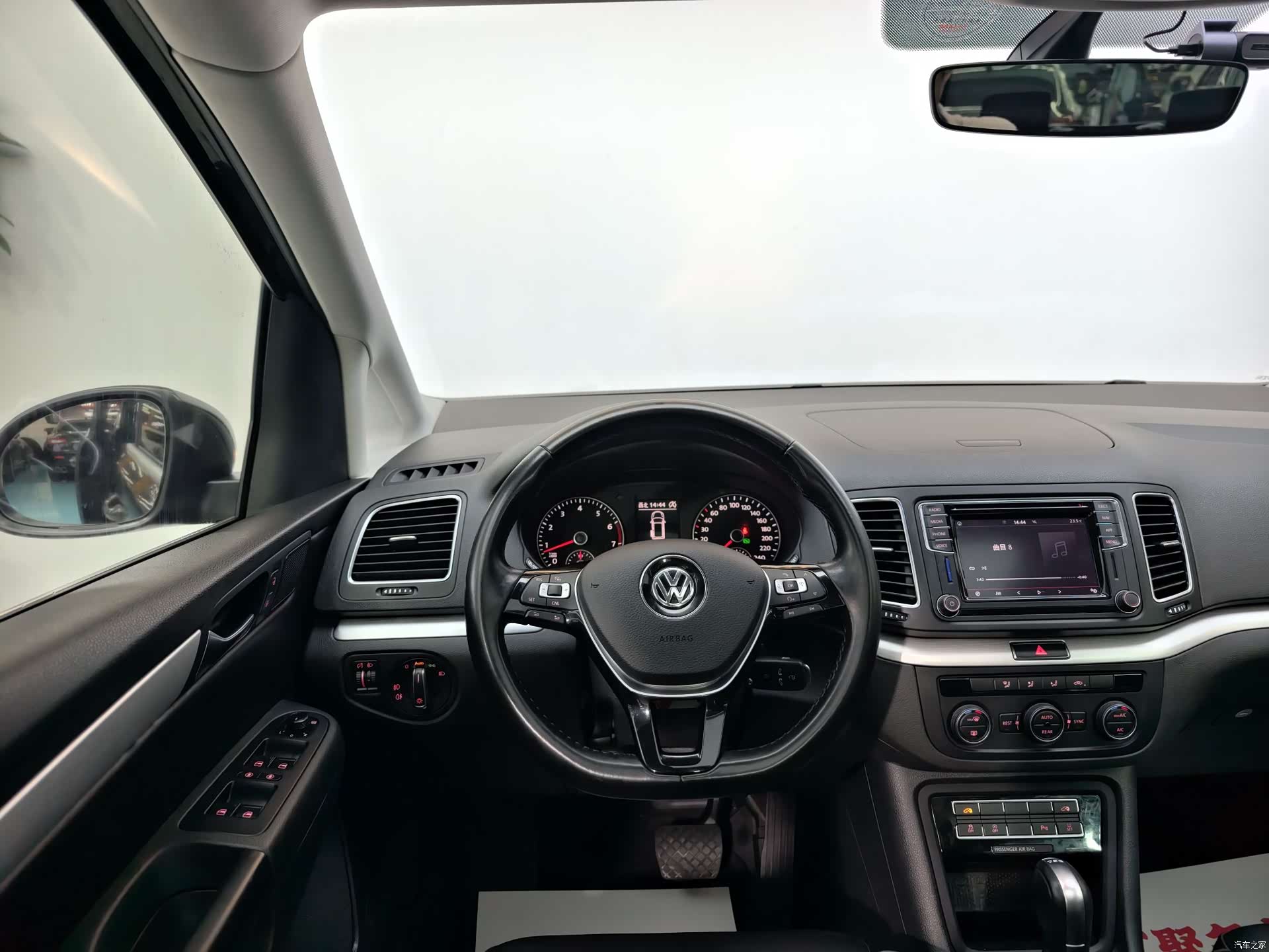 Volkswagen Xia, 2017 24