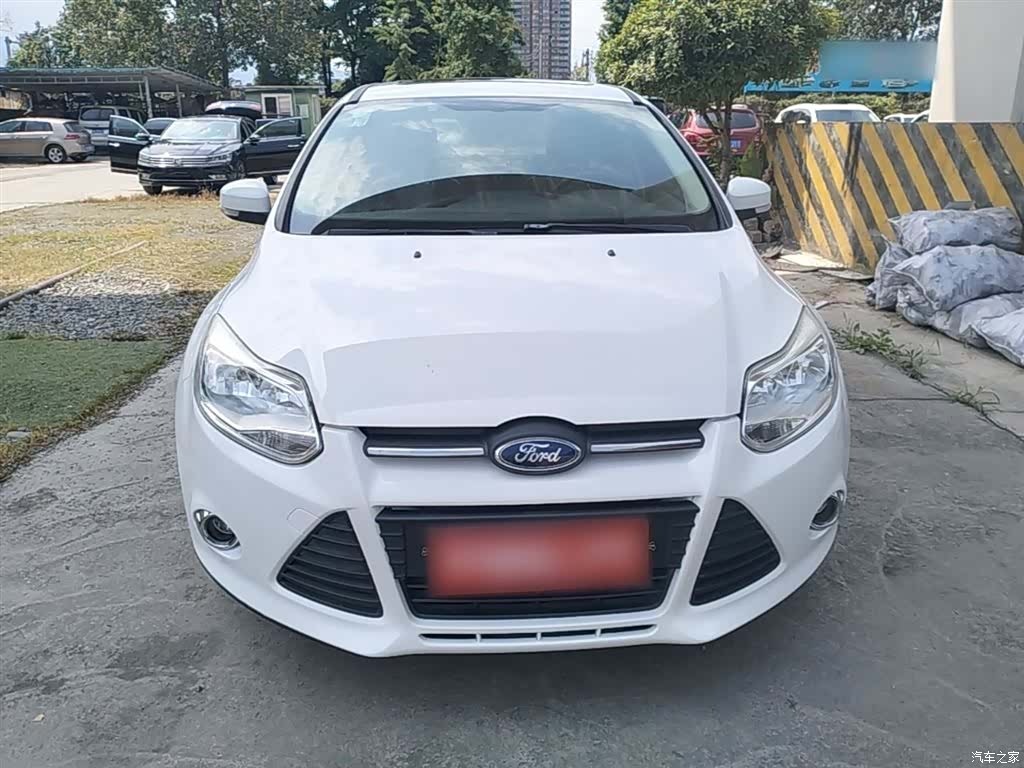 Ford Focus, 2015 3