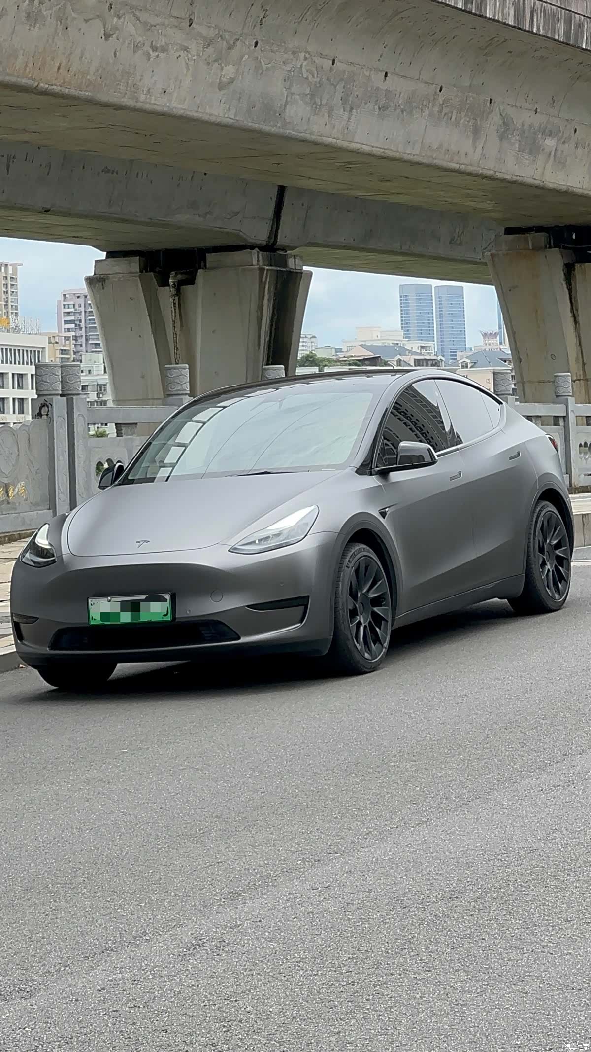 Tesla Model Y, 2023 1