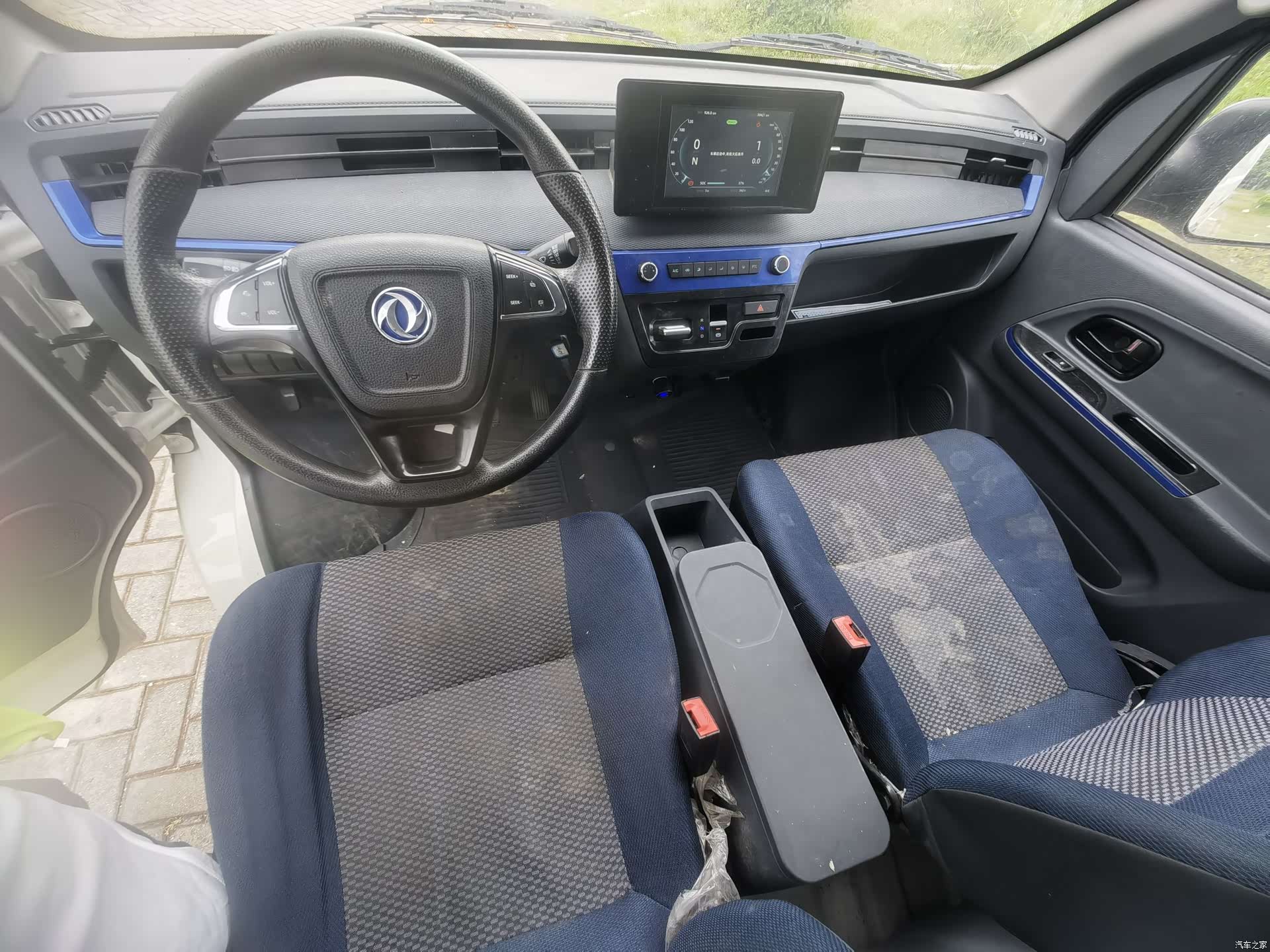 DongFeng EM27, 2025 12