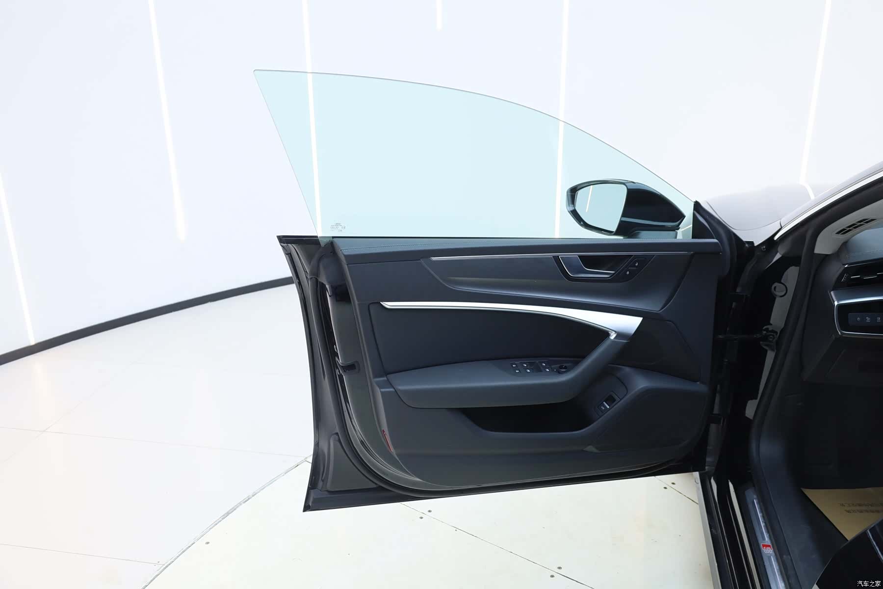Audi A7L, 2024 16