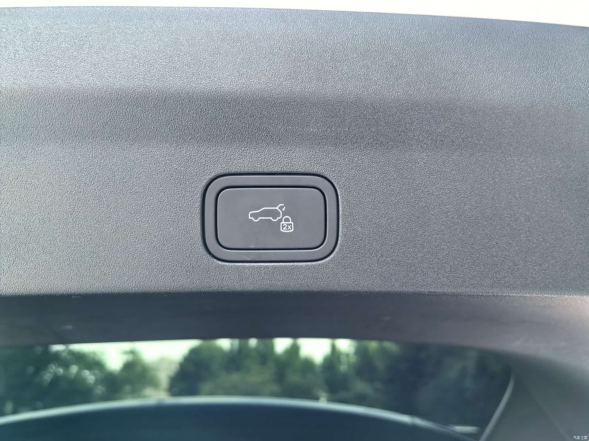 Li Auto L6, 2025 14