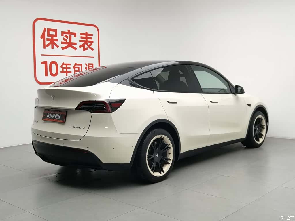 Tesla Model Y, 2022 2