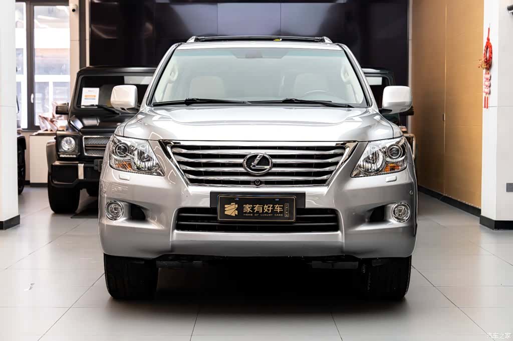 Lexus LX, 2008 2