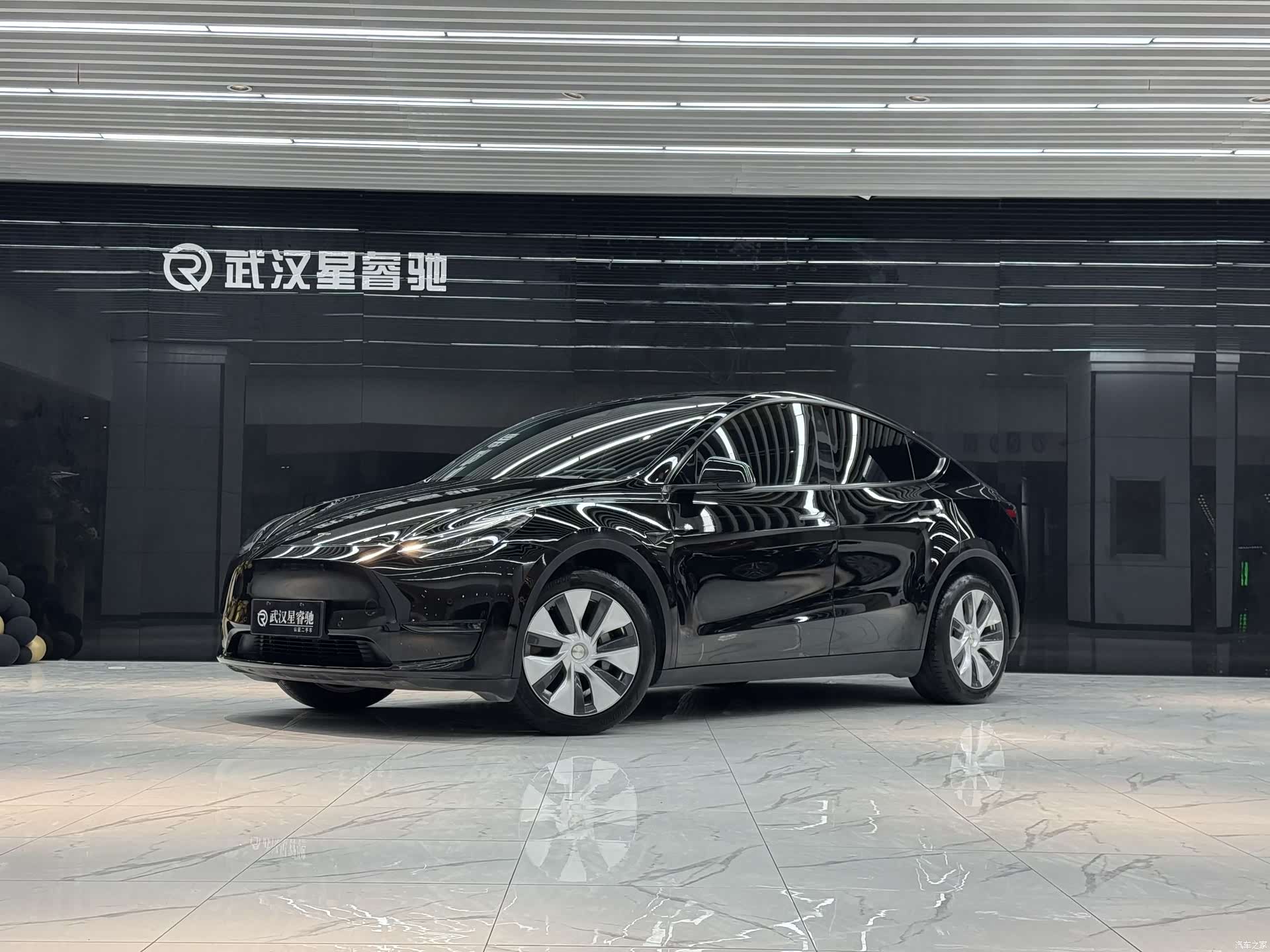 Tesla Model Y, 2021 1