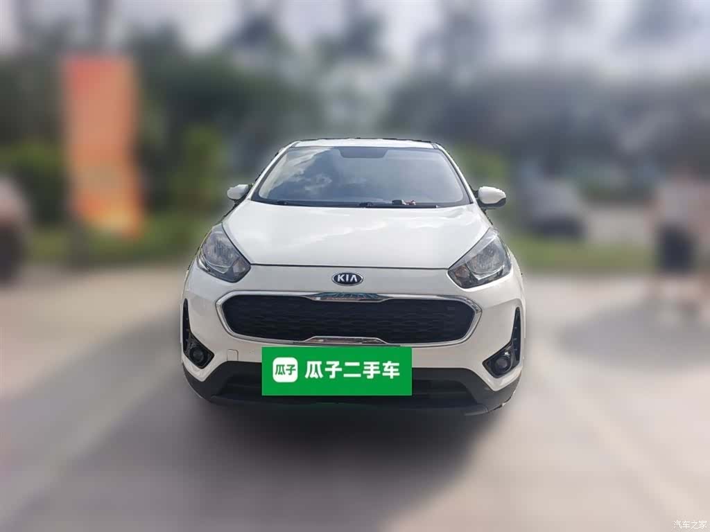 Kia KX3, 2016 23