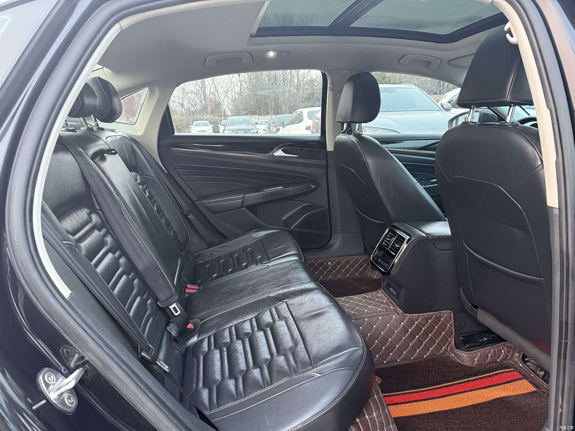 Volkswagen Passat, 2020 9