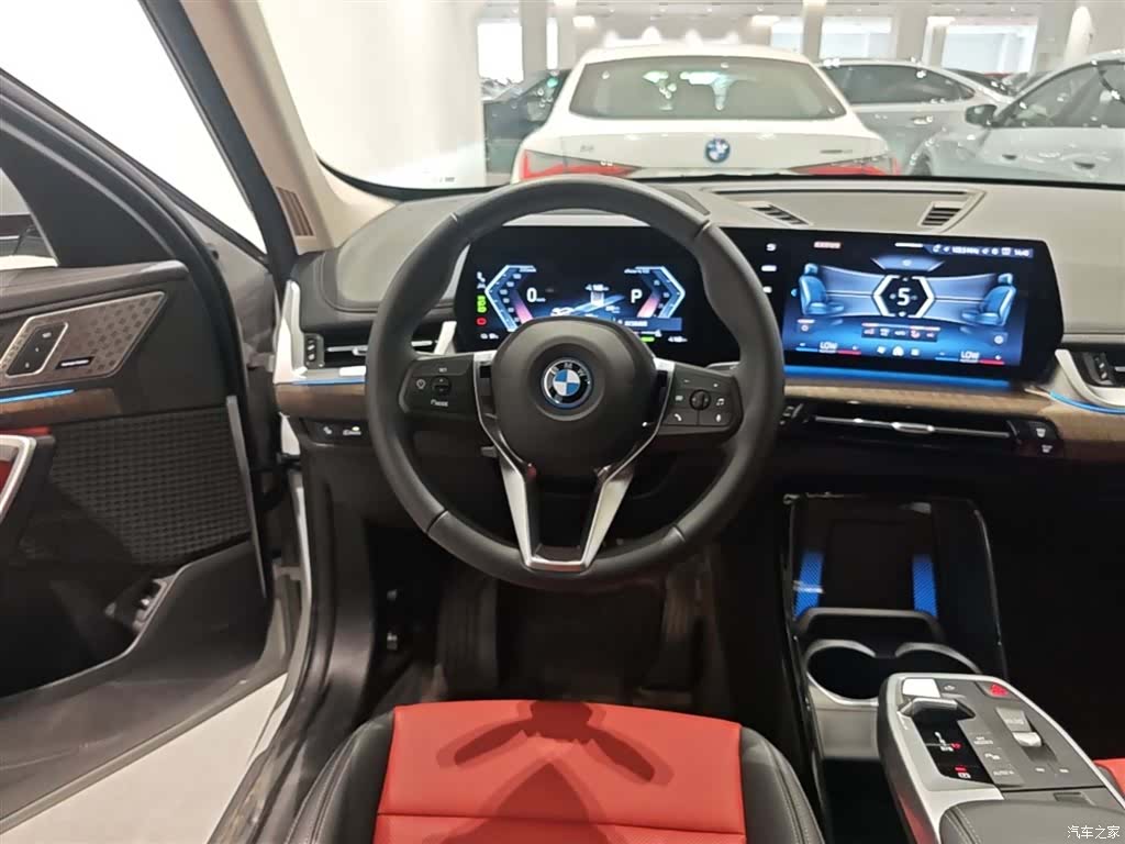 BMW iX1, 2024 17
