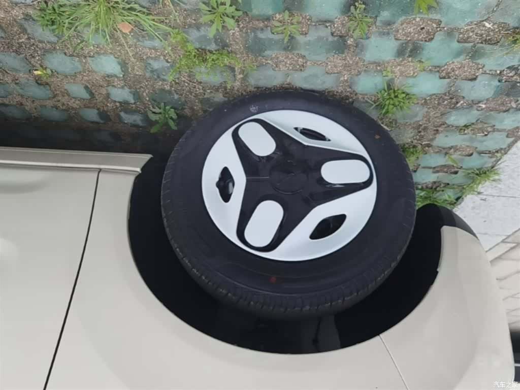 Geely Panda, 2026 25