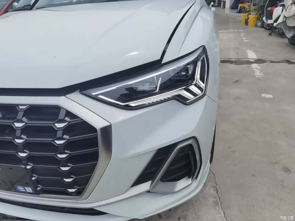 Audi Q3, 2023 24