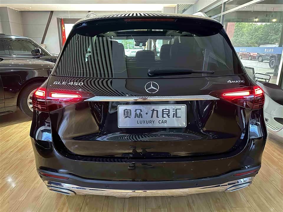 Mercedes-Benz GLE Mercedes-Benz GLE