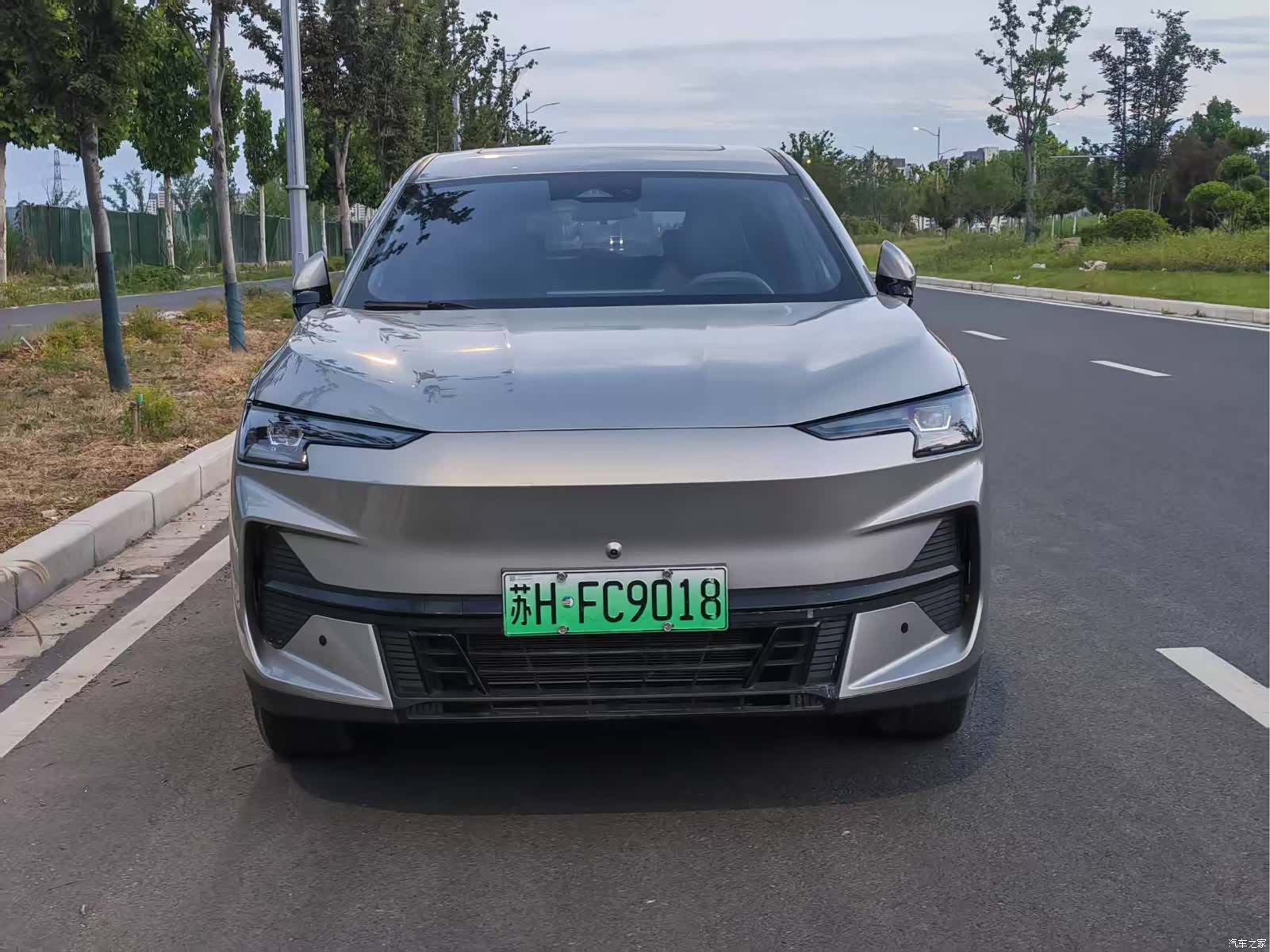 Jetour L6, 2025 все фото
