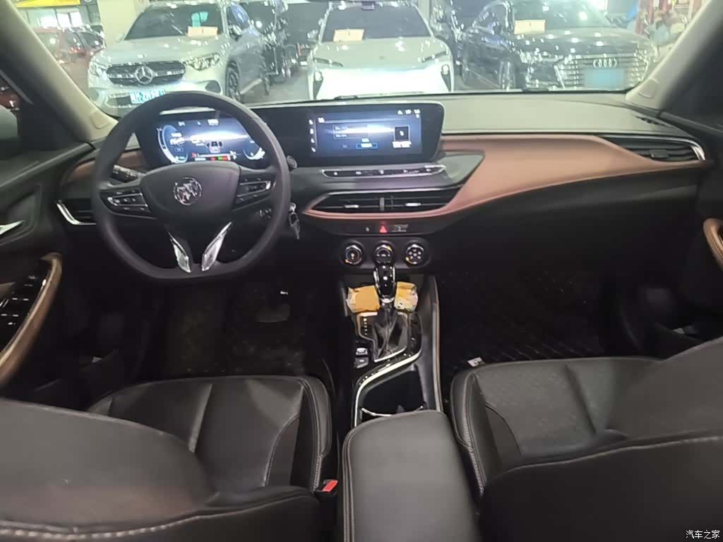 Buick Verano, 2022 10
