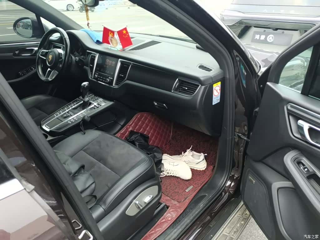 Porsche Macan, 2018 11