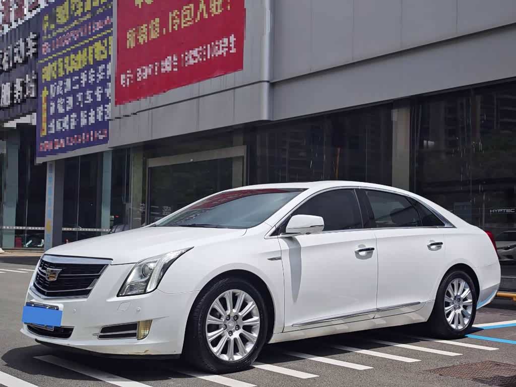 Cadillac XTS