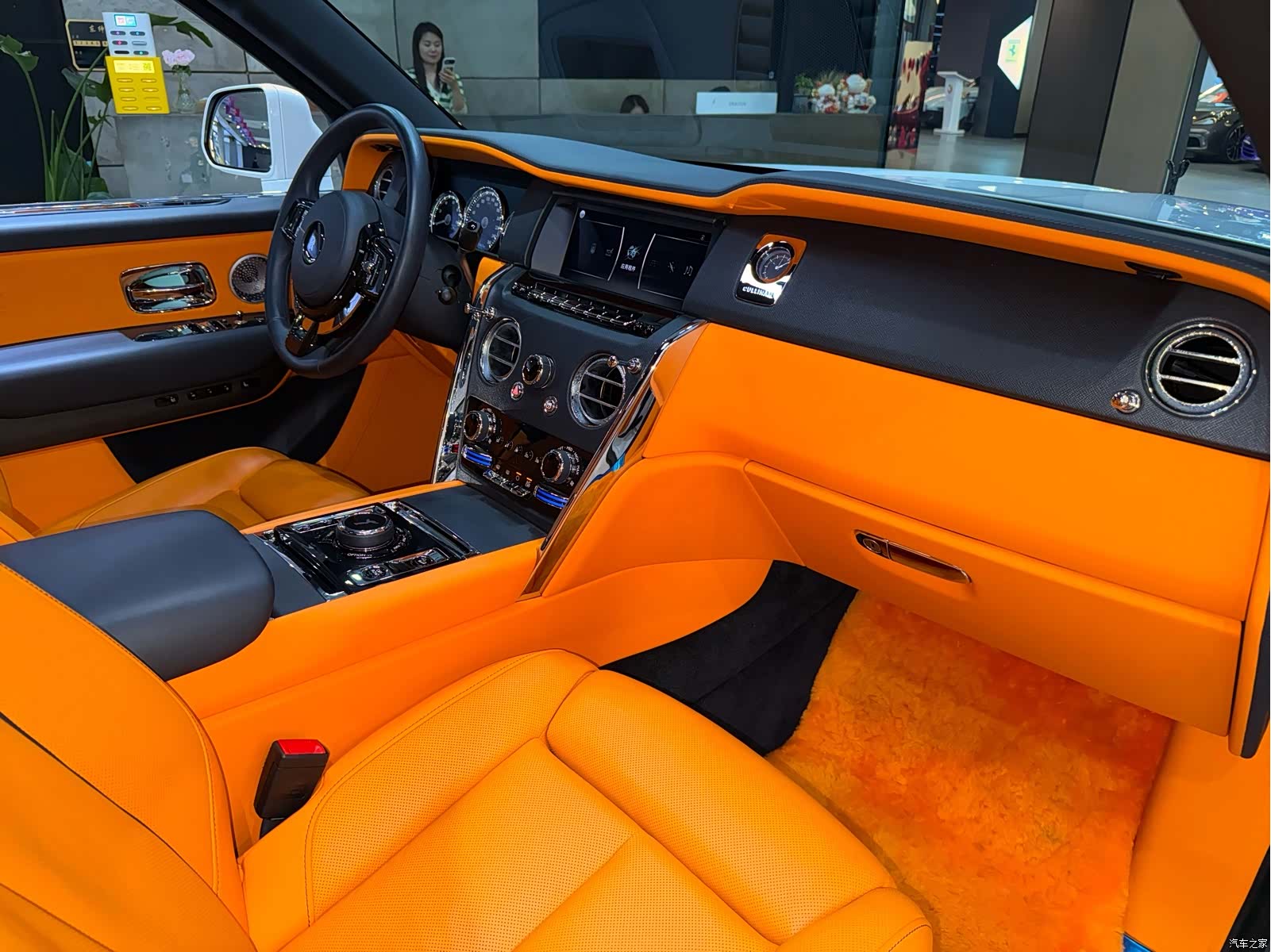 Rolls-Royce Cullinan, 2022 28