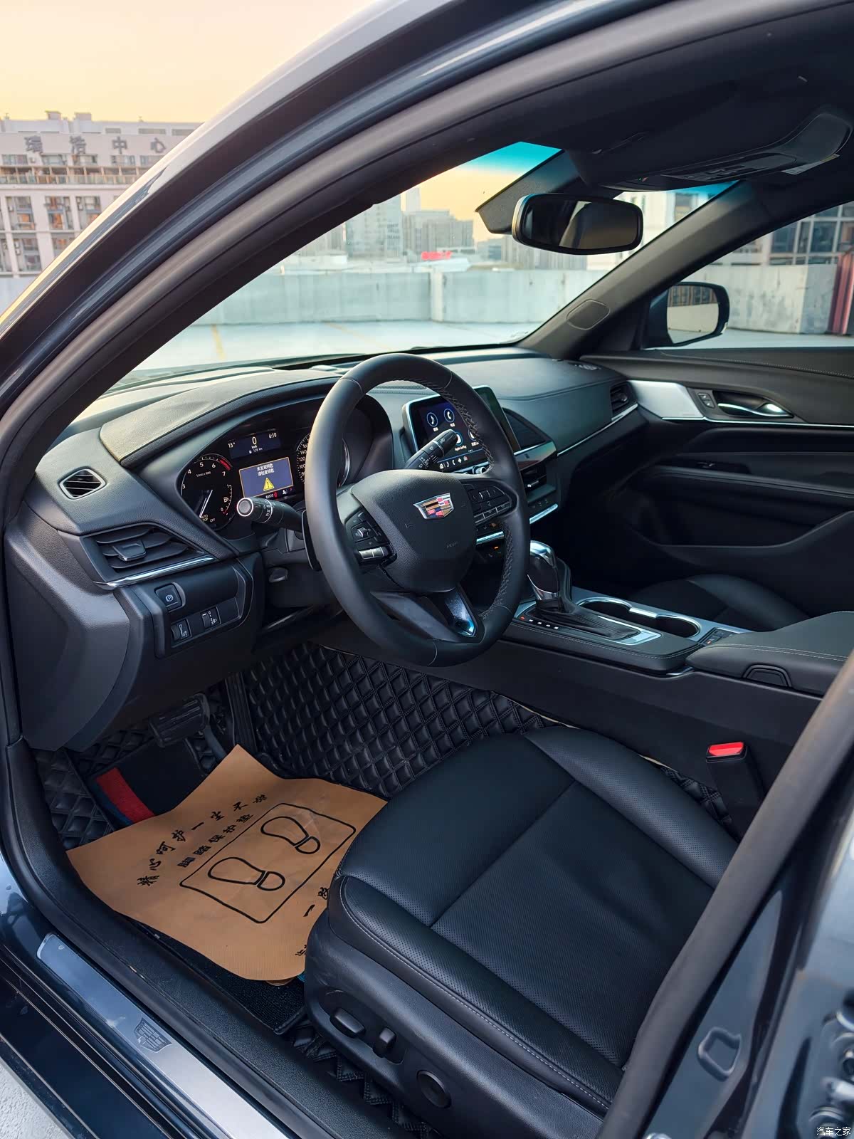 Cadillac CT4, 2022 10