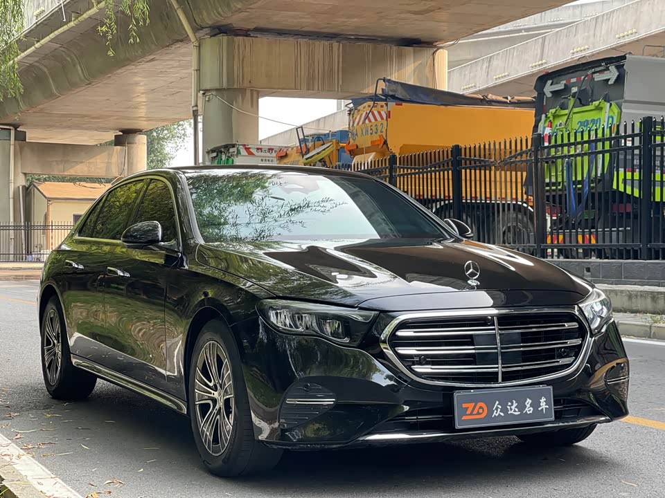 Mercedes-Benz E-class Mercedes-Benz E-class