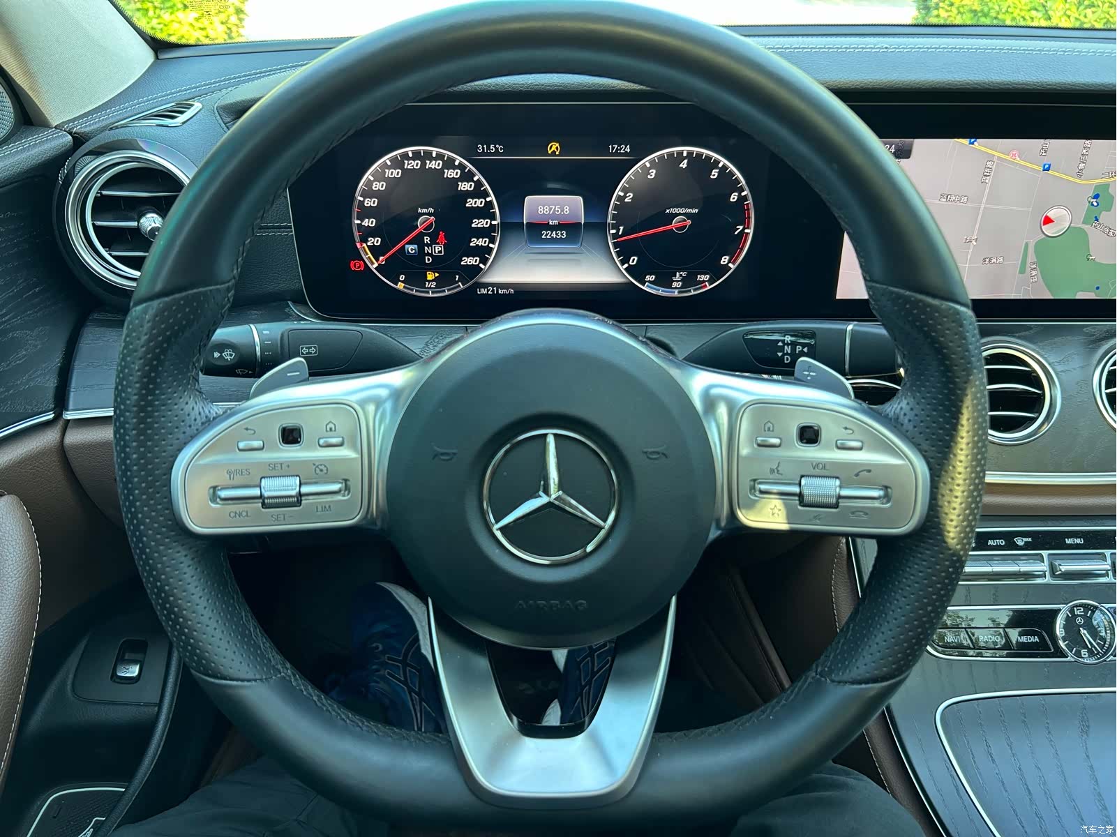 Mercedes-Benz E-Class, 2019 15