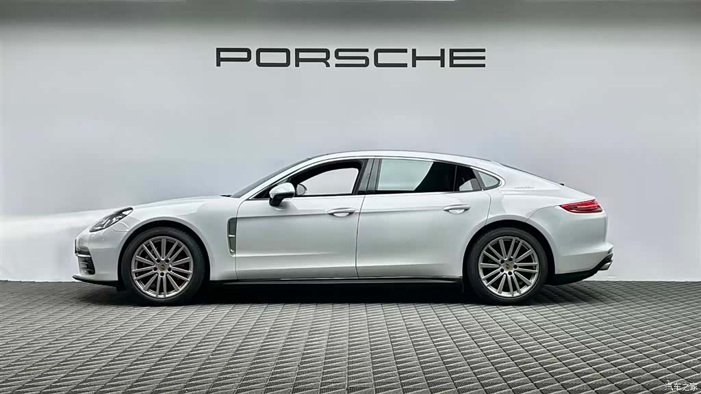 Porsche Panamera, 2018 4