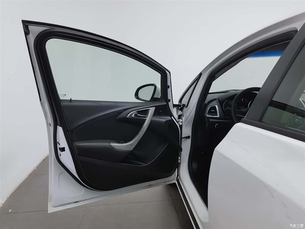 Buick XT, 2014 8