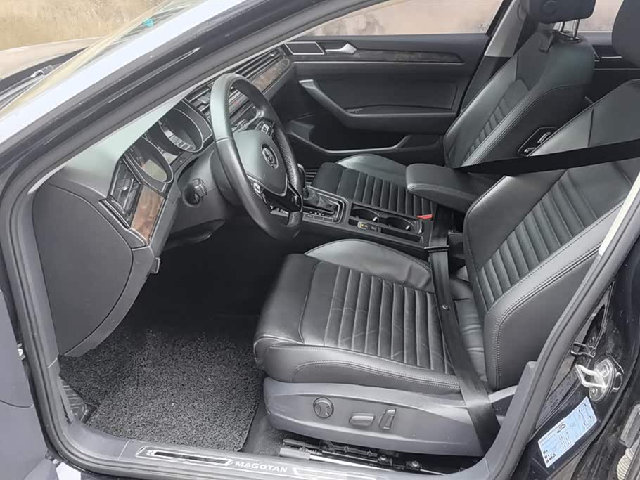 Volkswagen Magotan
