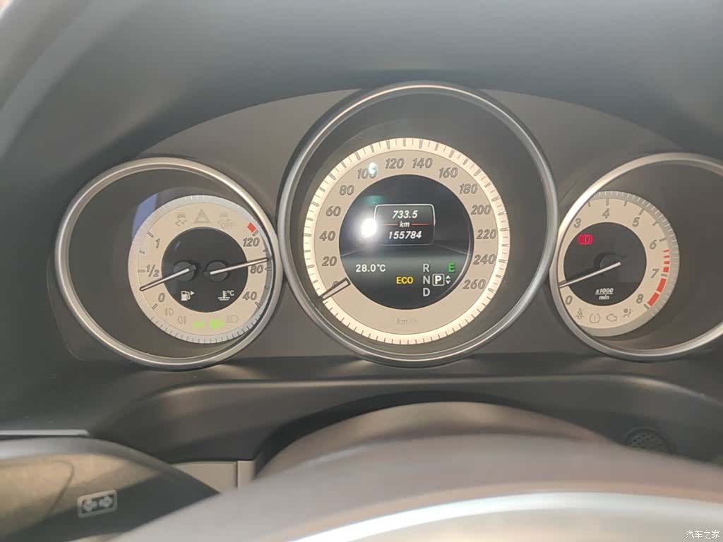 Mercedes-Benz E-Class, 2015 12