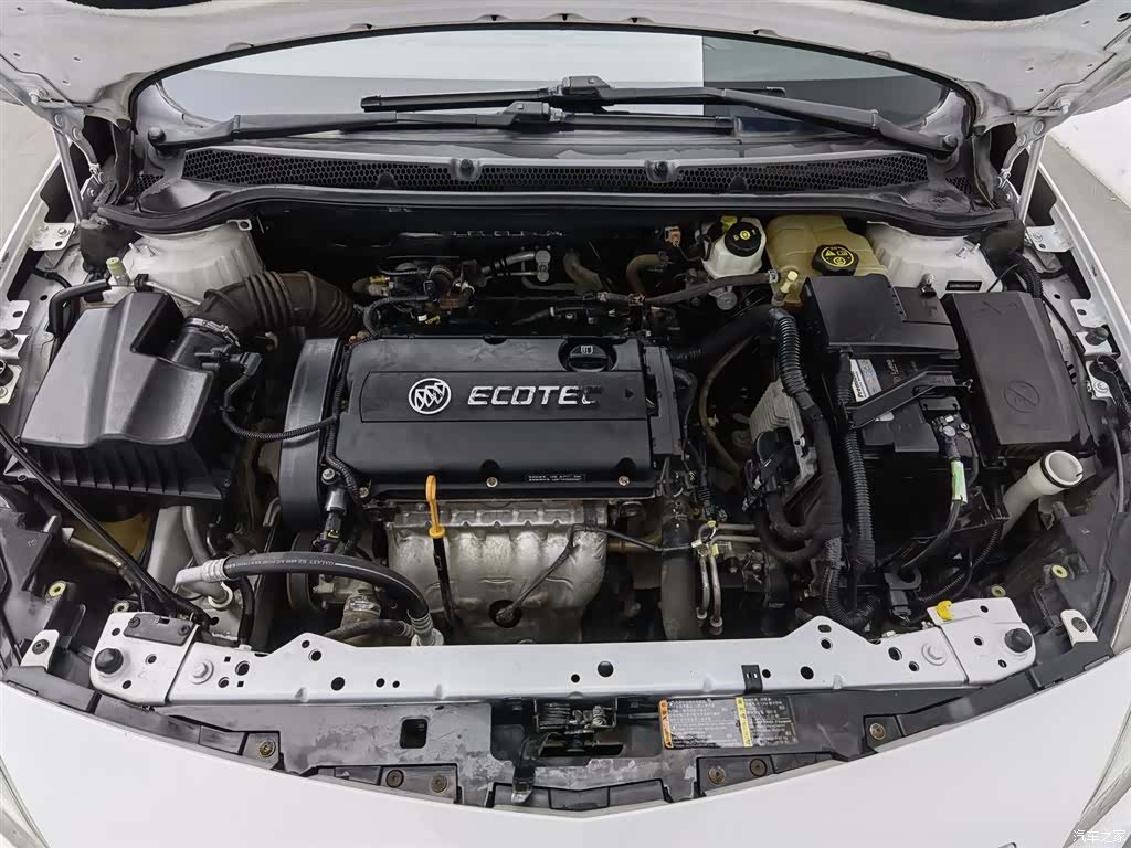 Buick XT, 2014 6
