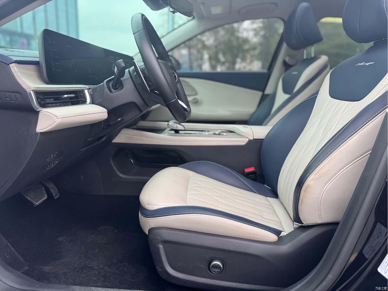 Chery Arrizo 8, 2022 6
