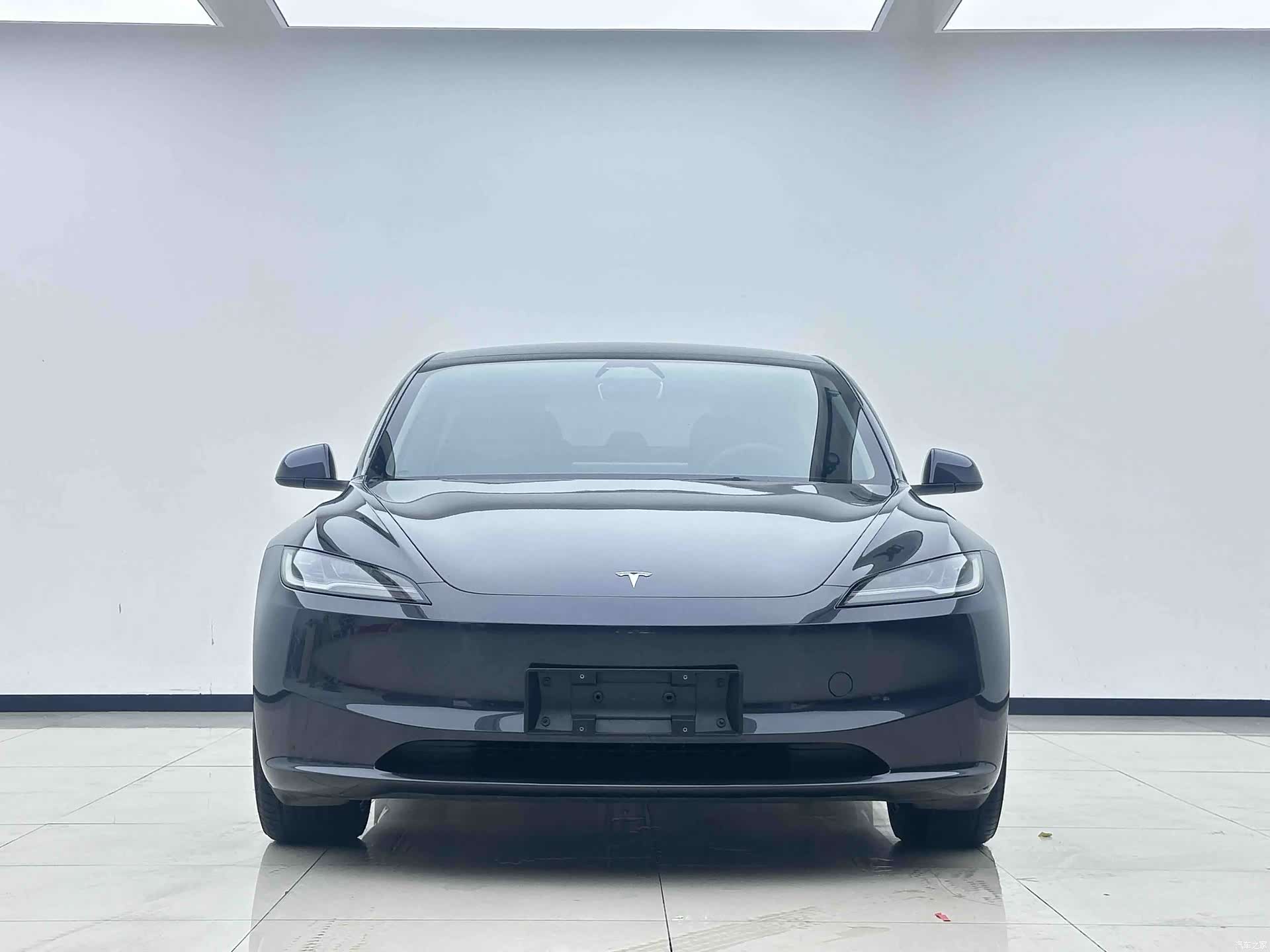Tesla Model 3, 2025 2