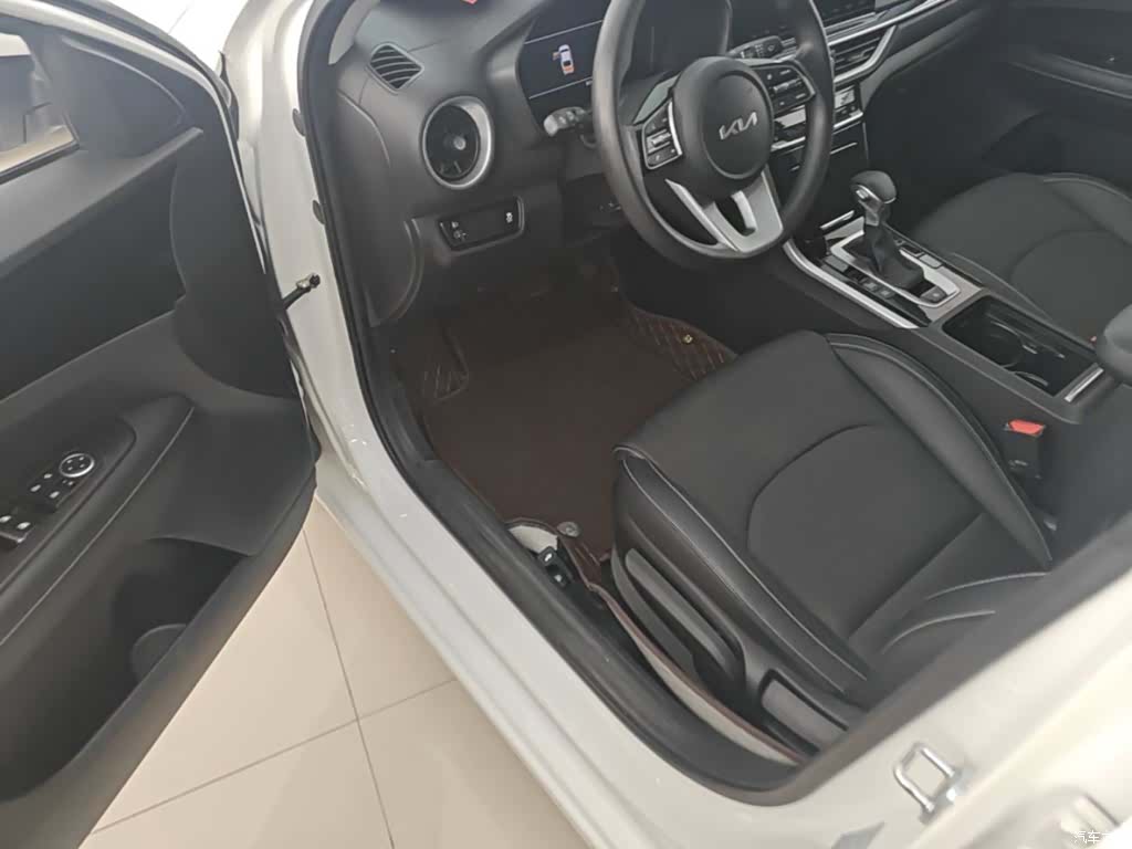 Kia K3, 2022 12