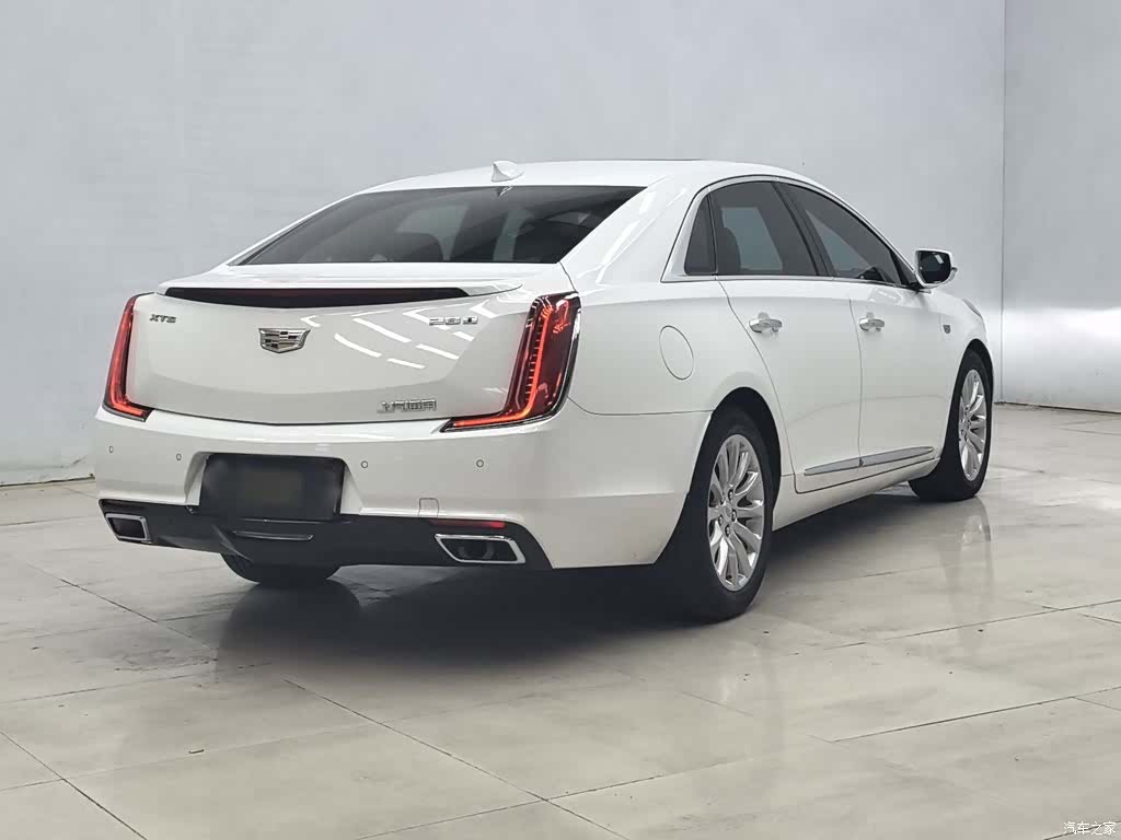Cadillac XTS, 2019 13