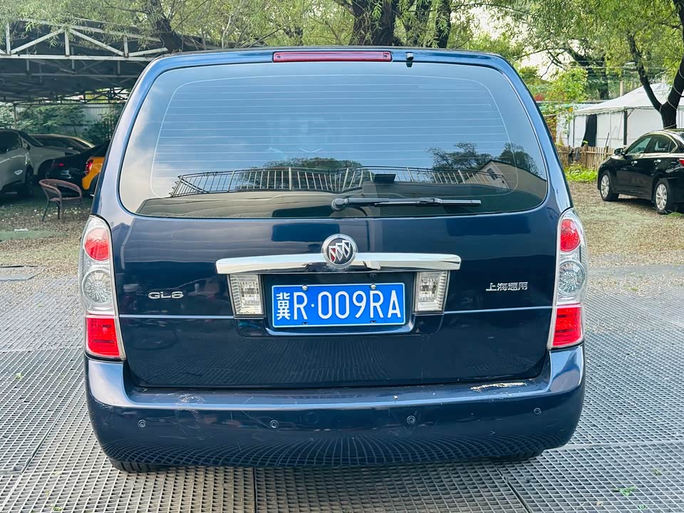 Buick GL8