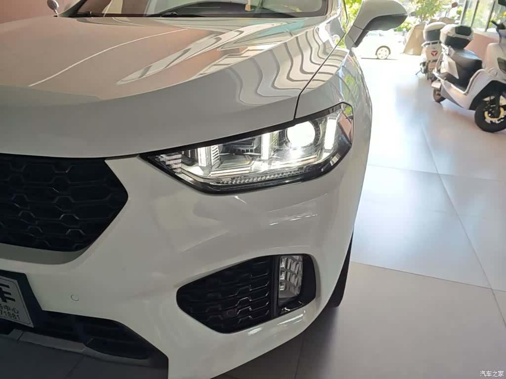 WEY VV5, 2018 24