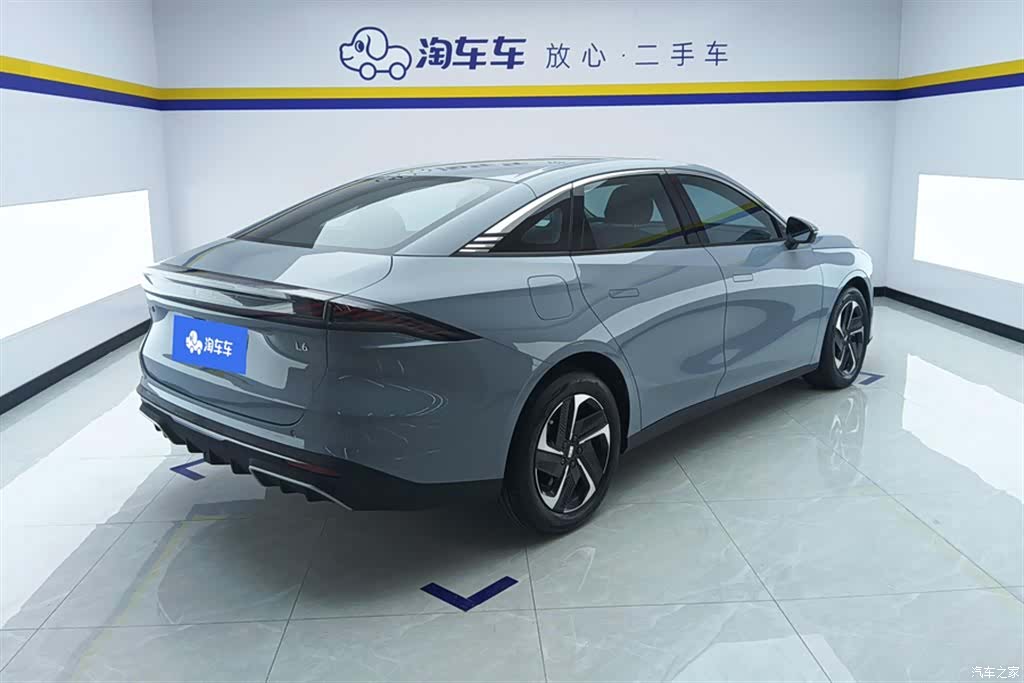 Geely Galaxy L6, 2024 3