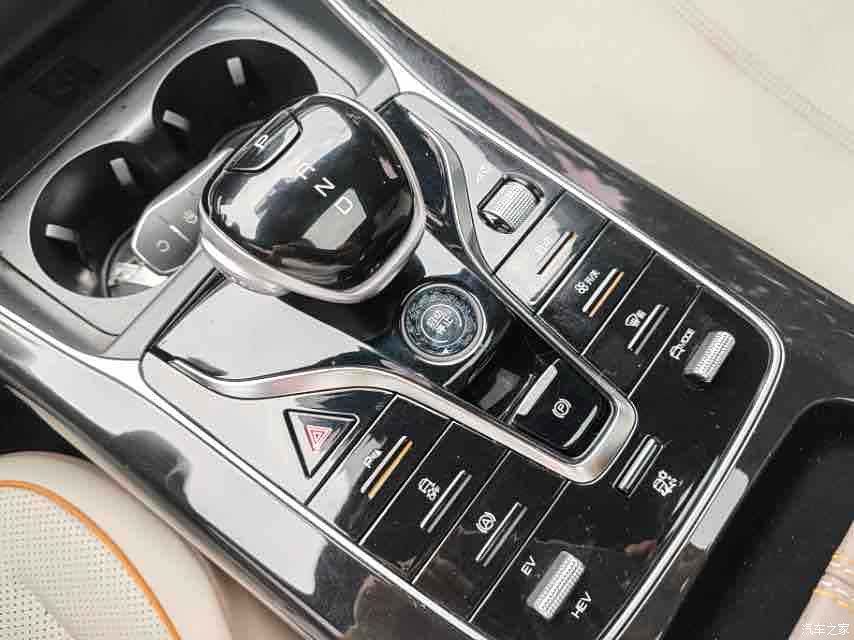 BYD Qin, 2023 8