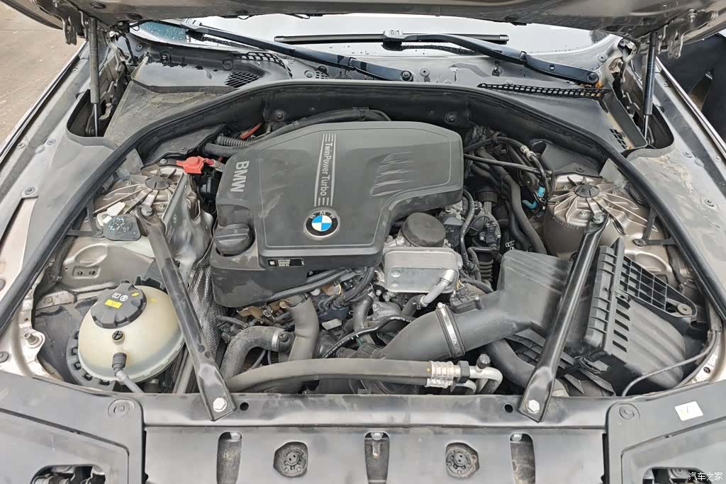 BMW 5 Series, 2017 10